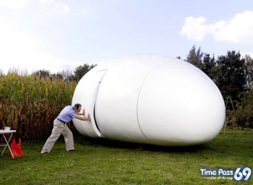 Amazing Mini Egg House by dmvA